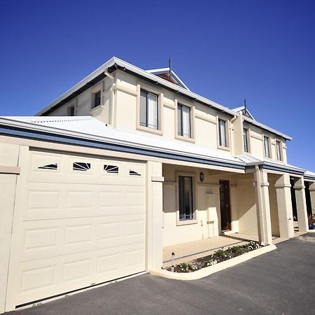 Palm Beach Manor Rockingham Exterior foto